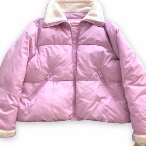 Woman’s Levi’s puffer jacket